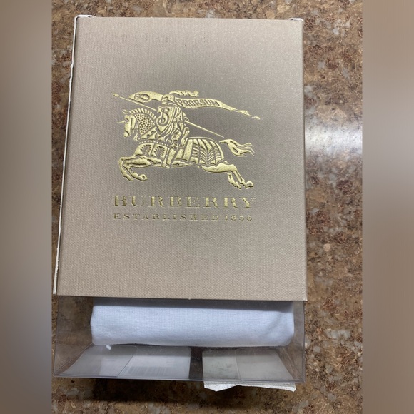 Burberry Men’s Crew Neck Undershirt Size:L Color:White NWT - Picture 3 of 4